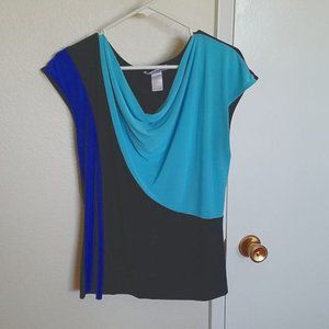 Tricolor drape neck knit top